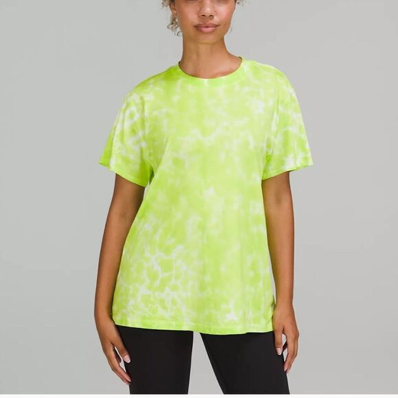 NWT New LULULEMON ALL YOURS TEE Tie Dye Neon Lime Green White MAR9 Sz 2 - Picture 1 of 4